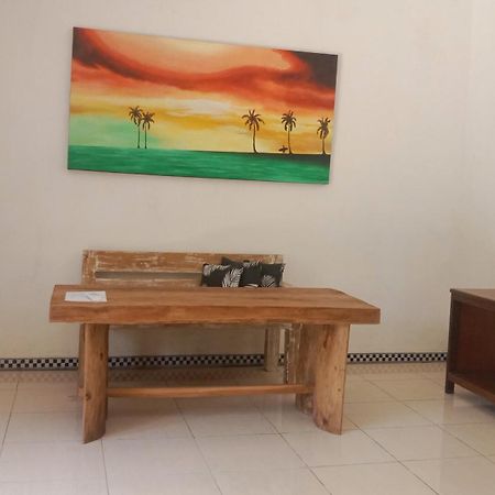 Harris Surf Villa Pulukan Kültér fotó