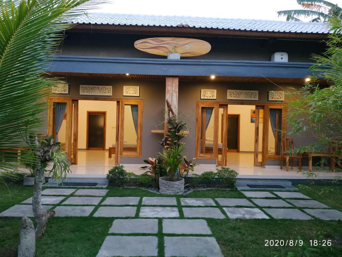 Harris Surf Villa Pulukan Kültér fotó
