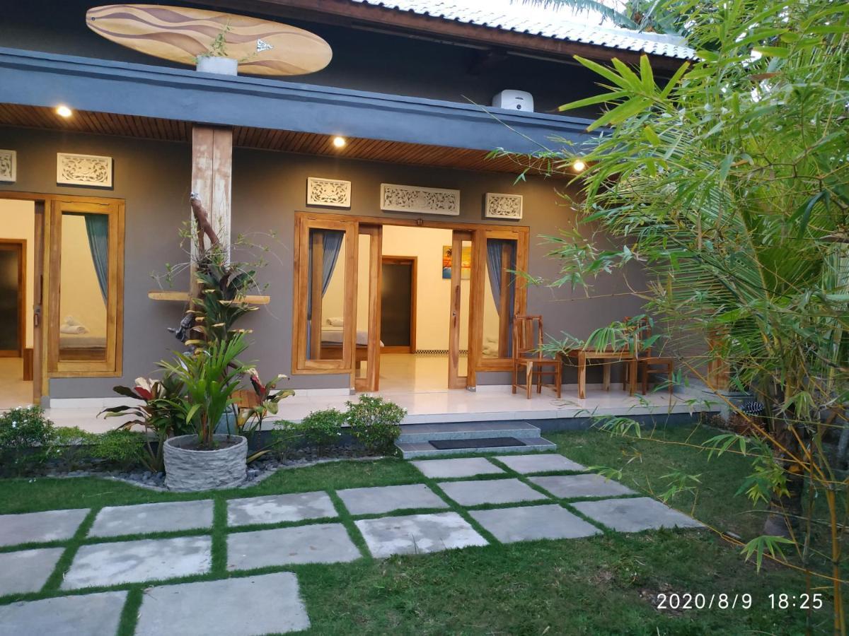 Harris Surf Villa Pulukan Kültér fotó