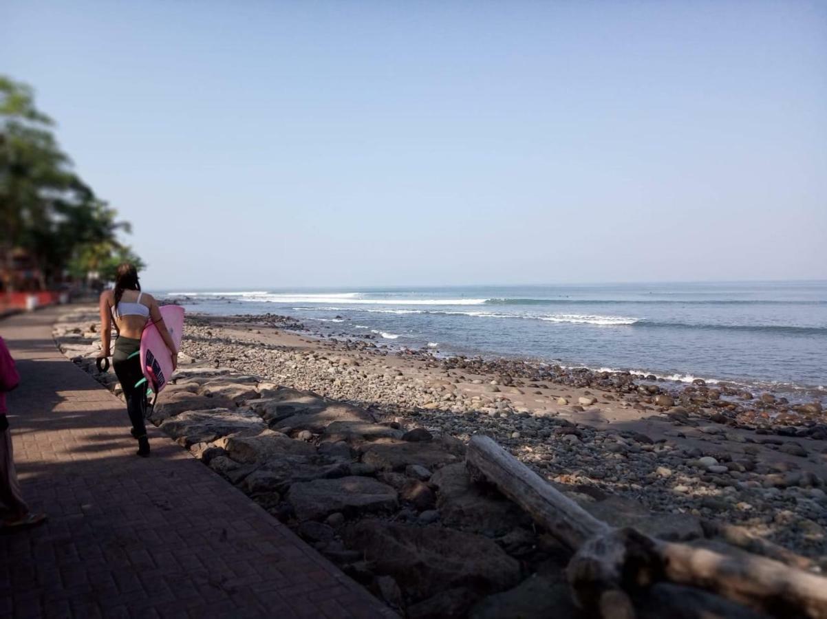 Harris Surf Villa Pulukan Kültér fotó