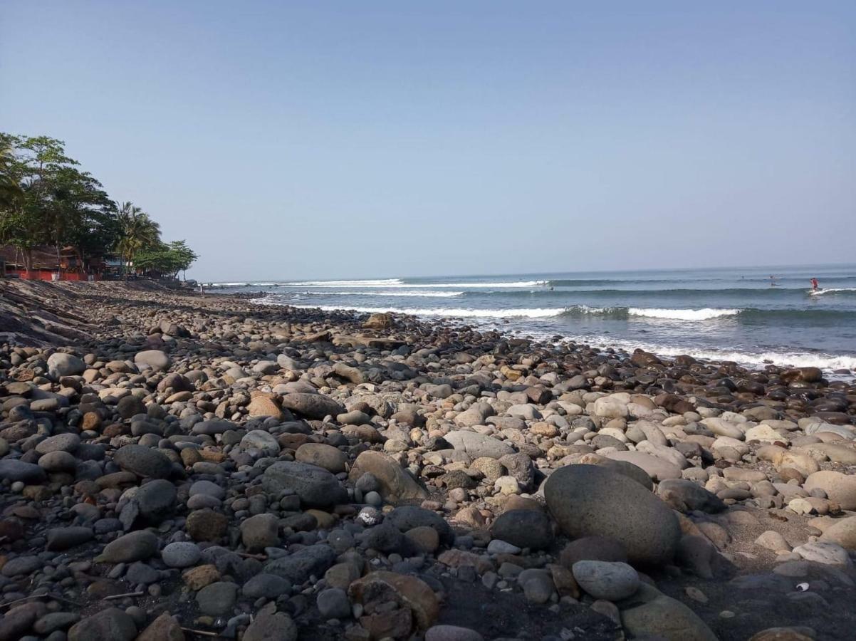 Harris Surf Villa Pulukan Kültér fotó